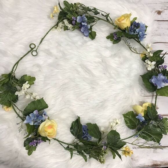 Faux Floral Flowers Silk Garland‎ - Picture 3 of 11